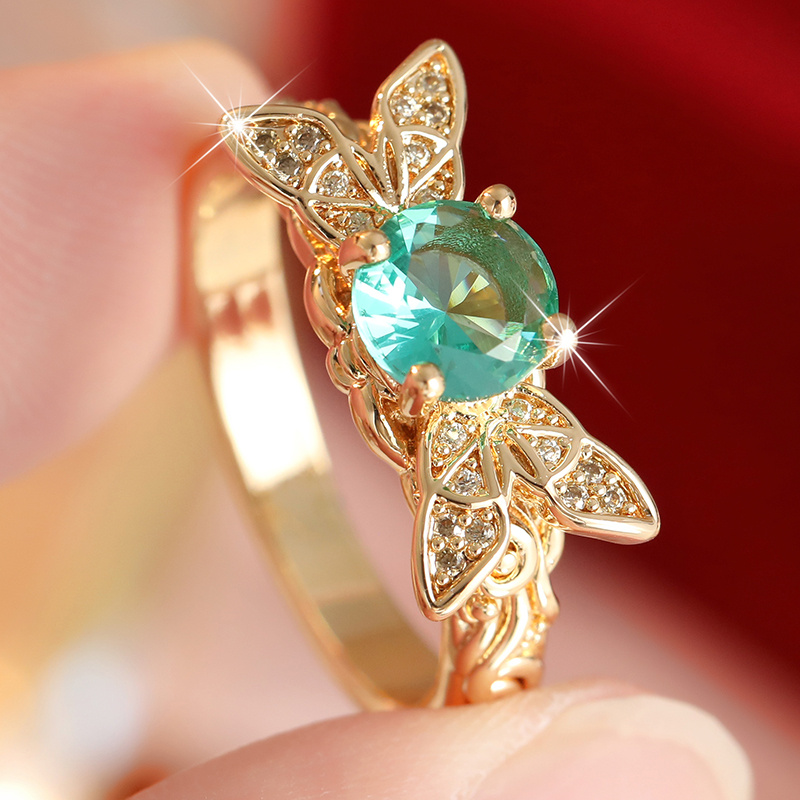 Women's Fashionable Luxurious Butterfly-shaped Ring